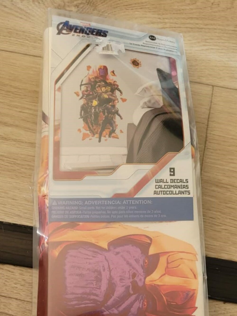 new roommates MARVEL AVENGERS ENDGAME 9-PACK WALL DECALS hulk iron man thanos